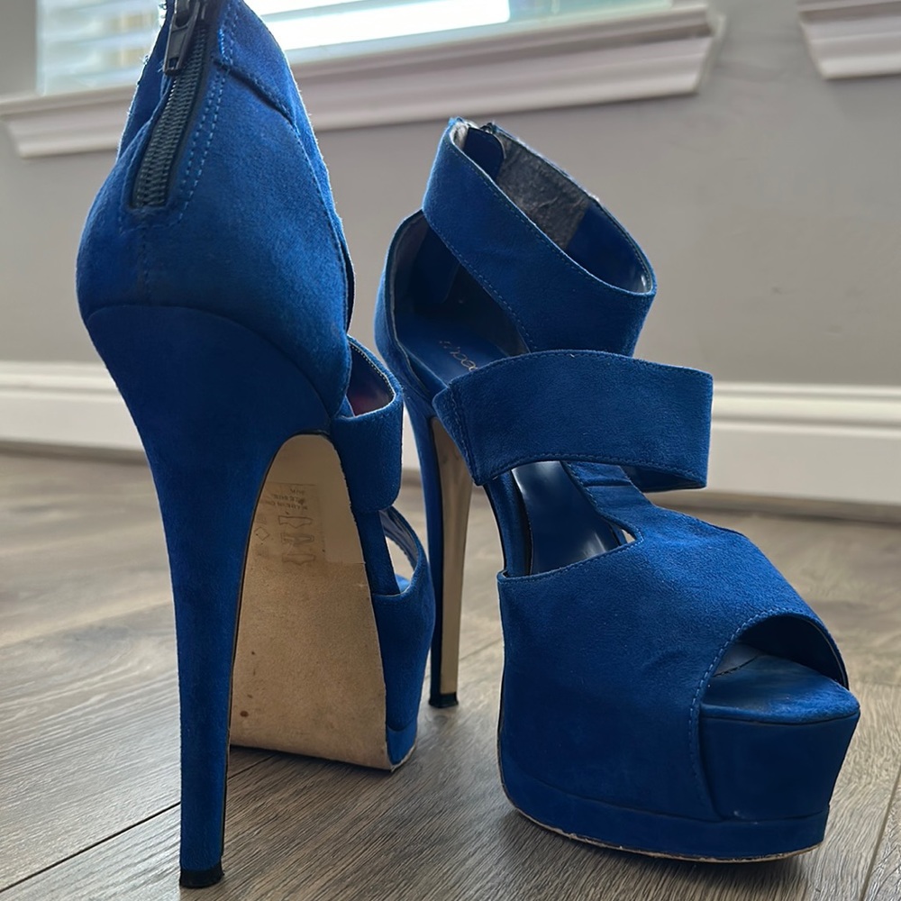 Women’s Blue Platform Heels